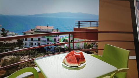 Panoramic sea view from two balconies 1+1!!! Apartment in Sarandë
