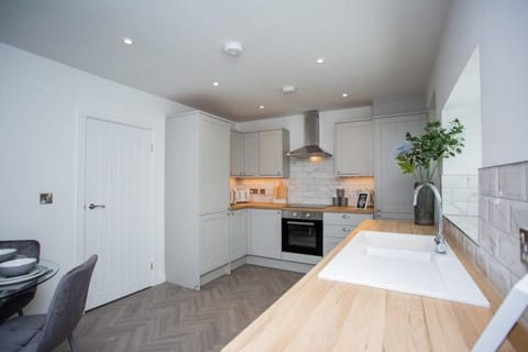 Potterhouse Durham by #ShortStaysAway Vacation rental in Durham