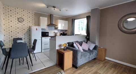 Modern 1-Bed Flat in Wigan Apartment in Wigan