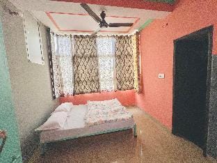 BhooraHouse Room with Big Window Apartment in Jaipur