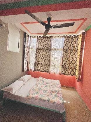 BhooraHouse Room with Big Window Apartment in Jaipur