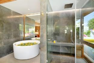 Great 1BR Private Pool Villa near Monkey Forest Villa in Ubud