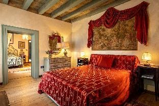 Dimore Antiche - The Five Elements Apartment in Trentino-South Tyrol