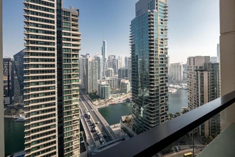 Happy ACADEMIA JBR Hotel in Dubai