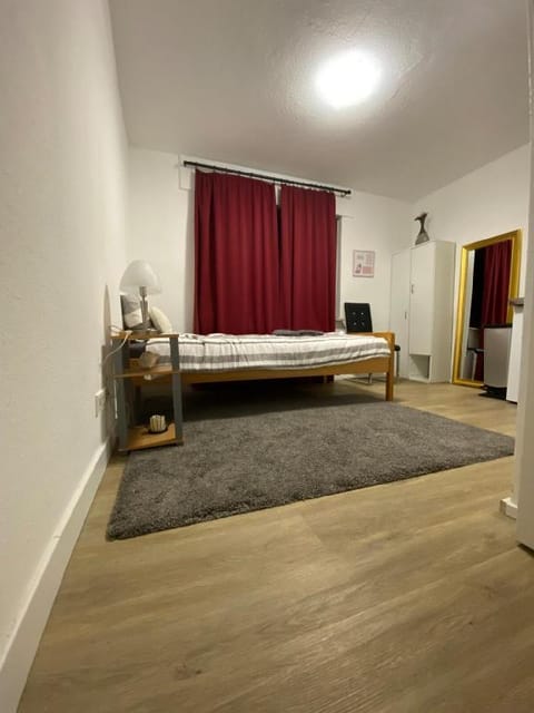 Komfortable Einzelwohnung in Bonn Apartment in Königswinter