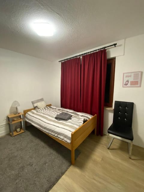 Komfortable Einzelwohnung in Bonn Apartment in Königswinter