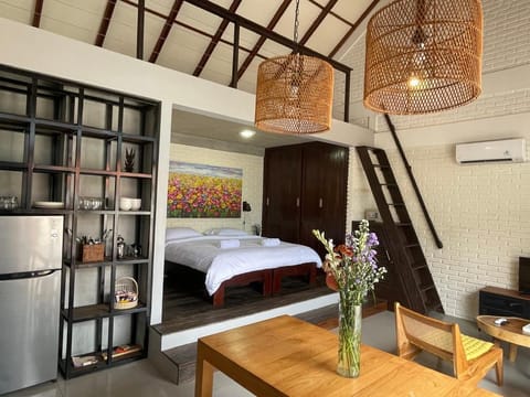 Surfside studio villa Villa in West Selemadeg