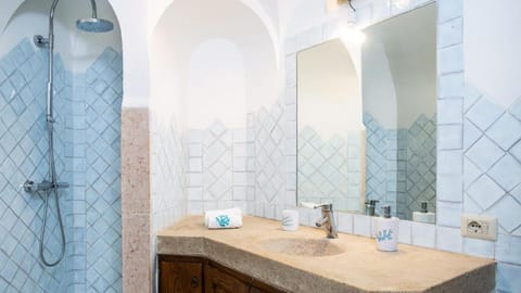 VILLA ANGA 10&1, Emma Villas Villa in Sardinia