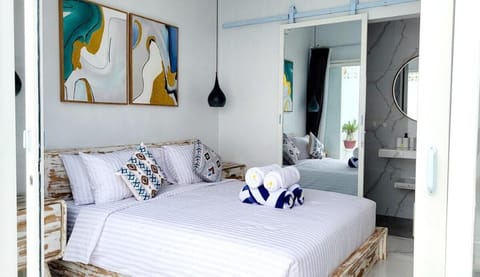 Villa Pasa - Minimalist Villa with Rooftop Villa in Buleleng