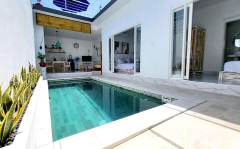 Villa Pasa - Minimalist Villa with Rooftop Villa in Buleleng