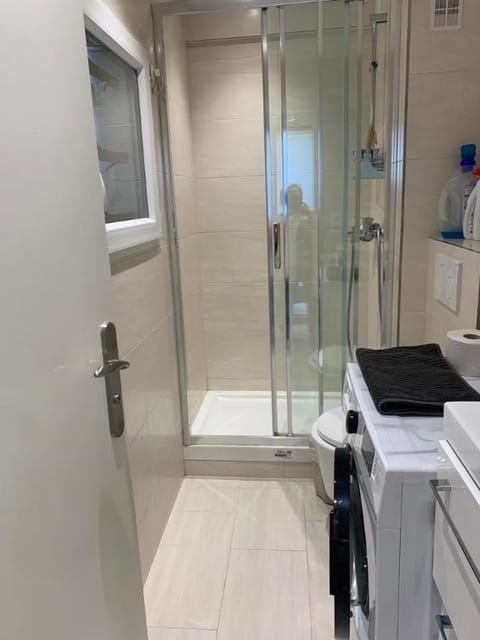 Studio proche Paris à Cachan Vacation rental in Île-de-France