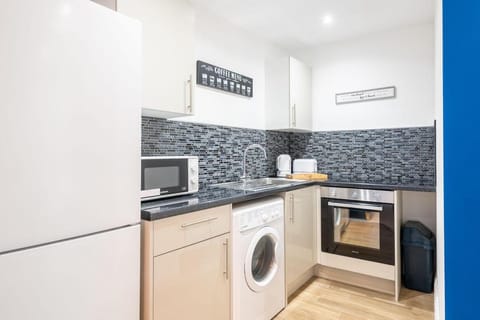 Paradise Suite Apartment in Portsmouth