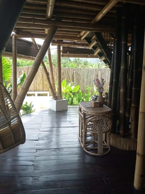 Rania Bamboo Villa Apartment in Kerambitan
