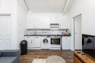 Stylish Self-Contained Annex near City Centre Apartment in Southampton