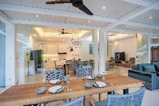 The sanctuary where luxury meets nature's embrance Villa in Abiansemal