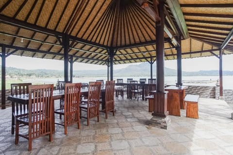 Baruna Lakeside View Hotel in Karangasem Regency