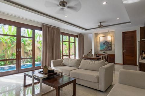 Miles Villa Hotel in Kuta Selatan