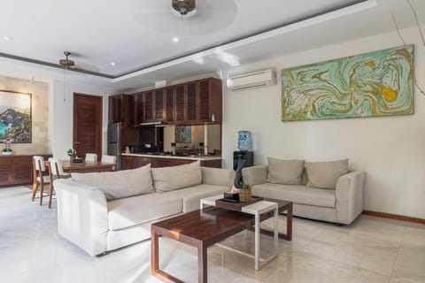 Miles Villa Hotel in Kuta Selatan