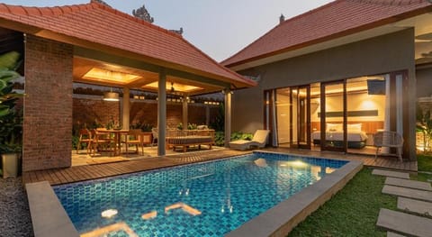 Serenia Villas Amed Hotel in Abang