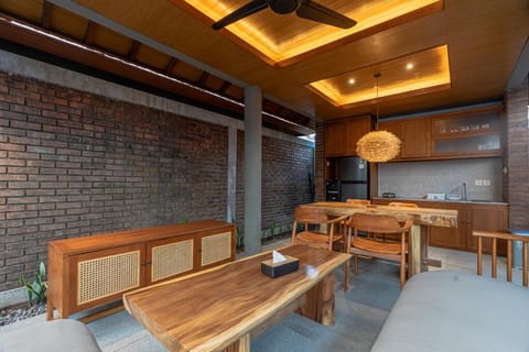 Serenia Villas Amed Hotel in Abang