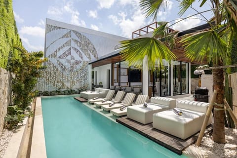 Alex Villas Complex N2 Hotel in North Kuta