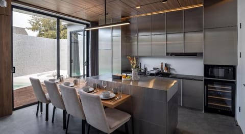 Alex Villas Complex N2 Hotel in North Kuta