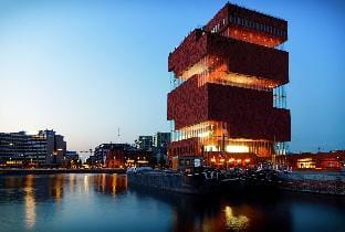 OneLuxStay near Fashion District Apartment in Antwerp