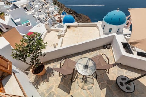 Ostria Caldera Studios Hotel in Oia