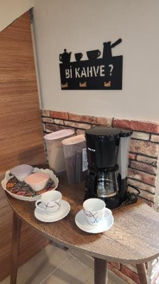 Traumhaus mitten in der City 60 Meter zum Meer Vacation rental in Kusadasi