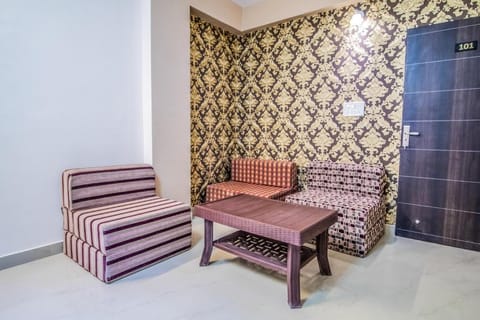 Hotel O AARAV HOTEL Hotel in Jaipur