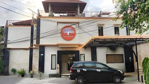MAHESTU HOTEL Hotel in Kuta
