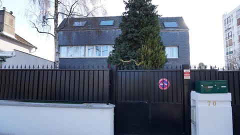 Koala Wakeup Chambre Double Économique 06 Vacation rental in Vitry-sur-Seine