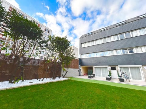 Koala Wakeup Chambre Double Supérieure 02 Vacation rental in Vitry-sur-Seine