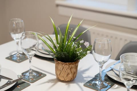 Kingswood Apartment in Scotland