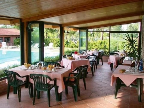 Hotel Villa Lago  Apartment in Umbria