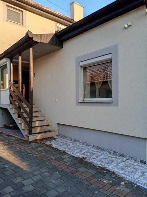 Smeštaj Oreškovica Apartment in Vojvodina