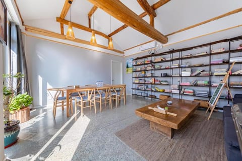 YSQ-听月：地暖·红螺寺·山景·慕田峪长城·团建·亲子·家庭·聚会·烧烤·停车方便 Vacation rental in Beijing