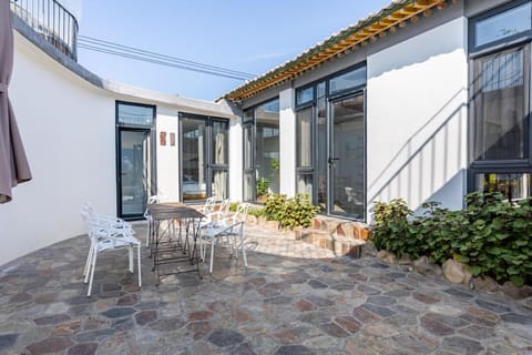 YSQ-听月：地暖·红螺寺·山景·慕田峪长城·团建·亲子·家庭·聚会·烧烤·停车方便 Vacation rental in Beijing