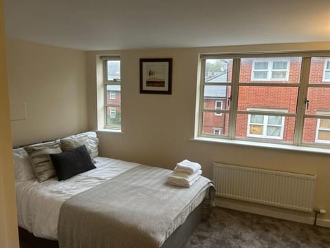 Suitely Museum Residence (with roof terrace) Vacation rental in Ipswich