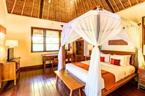 Brown Peach 4 BR Villa Private Pool IR109A Villa in Kuta Selatan