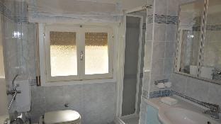 Beautiful and cozy villa with private garden by Beahost Rentals Villa in Caorle