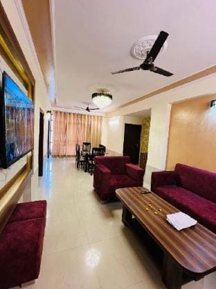 Luxur Inn - 3BHK Apartment Apartment in Jaipur