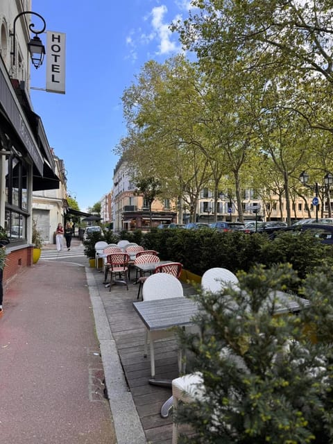 Hotel Paris Vesinet-LogisHotels et Domaine Evenementiel Hotel in Chatou