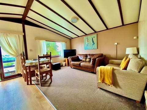 Monks View Vacation rental in Staffordshire Moorlands District