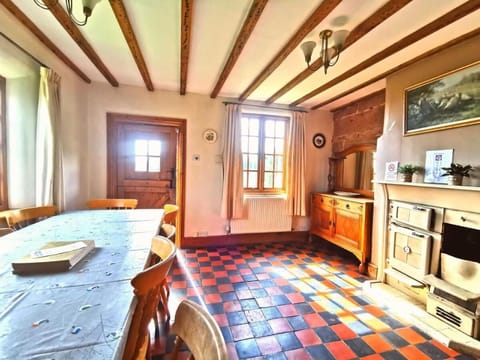 The Rocks Cottage Vacation rental in Staffordshire Moorlands District