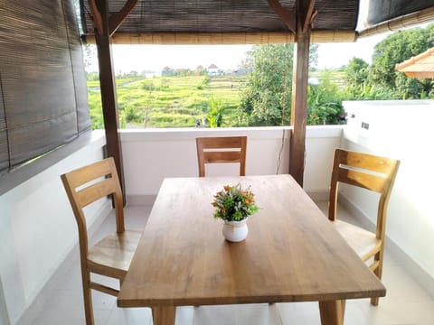 DeLima Villa rice field view  Villa in Kediri