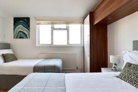 Skyvillion - Valley Way - 3bed House In Stevenage Apartment in Stevenage