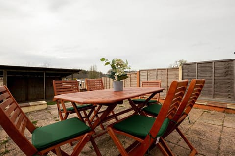 Skyvillion - 3bed Home Wgrdn For A Family Getaway Apartment in Stevenage