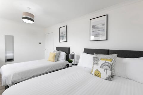 Skyvillion - 3bed Home Wgrdn For A Family Getaway Apartment in Stevenage