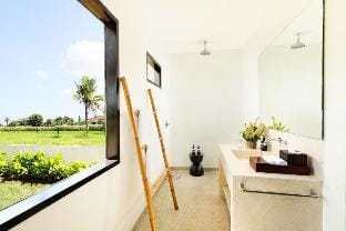 Daisy 5 BR Private Villa With Sea view ZN46 Villa in Kerambitan